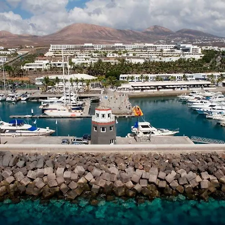 Villa Awesome Puerto Del Carmen - 3 Bedrooms - Tacataca - Pool Table - Great Terrace Area Puerto del Carmen (Lanzarote)